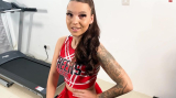 : Gymbunny - Cheerleaderin Krass Ass to Mouth gefickt